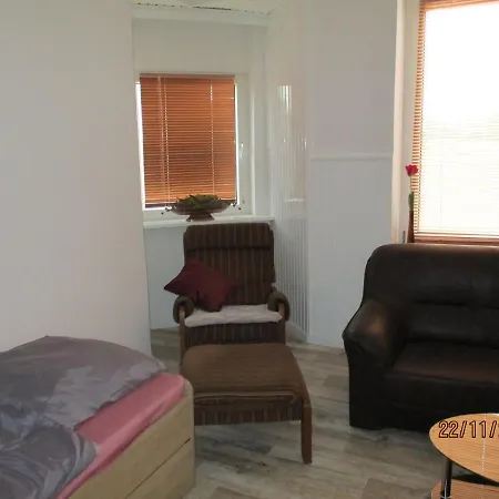 Ganze Moderne3 Monteurs Oder Ferienwohnung *